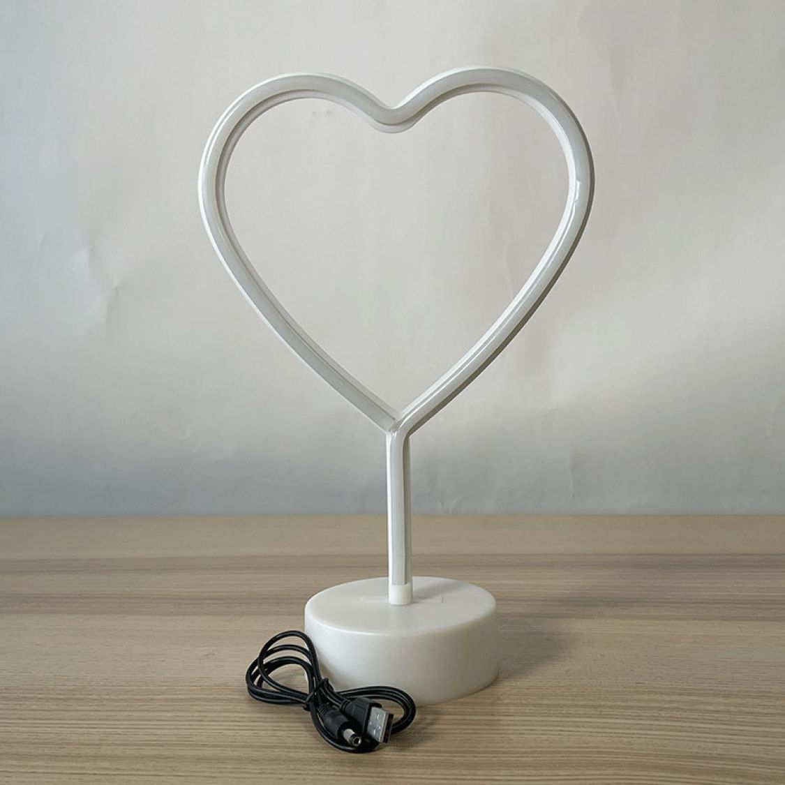 Lampe Love Néon Modèle du produit : Poids du produ