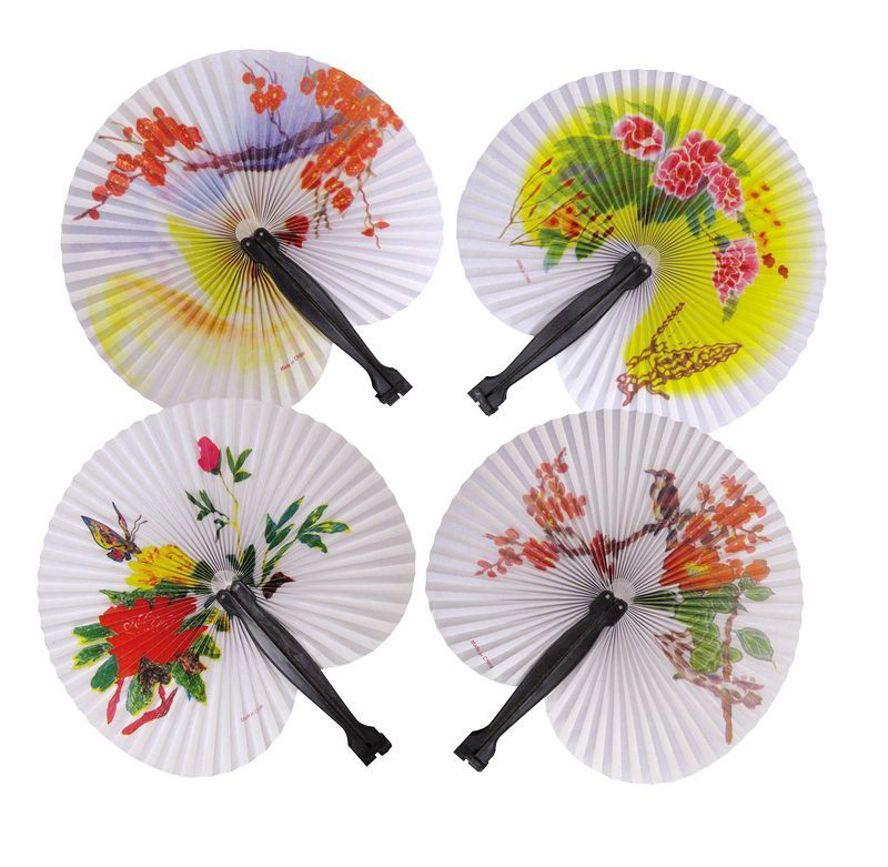 Eventail Chinois avec des Fleurs en Plastique et Papier