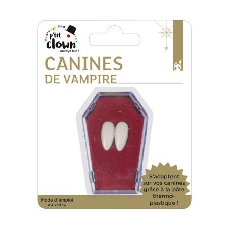 Canines de vampire avec pâte